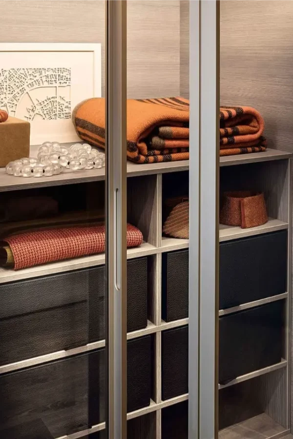 Гардероби по поръчка LEMA