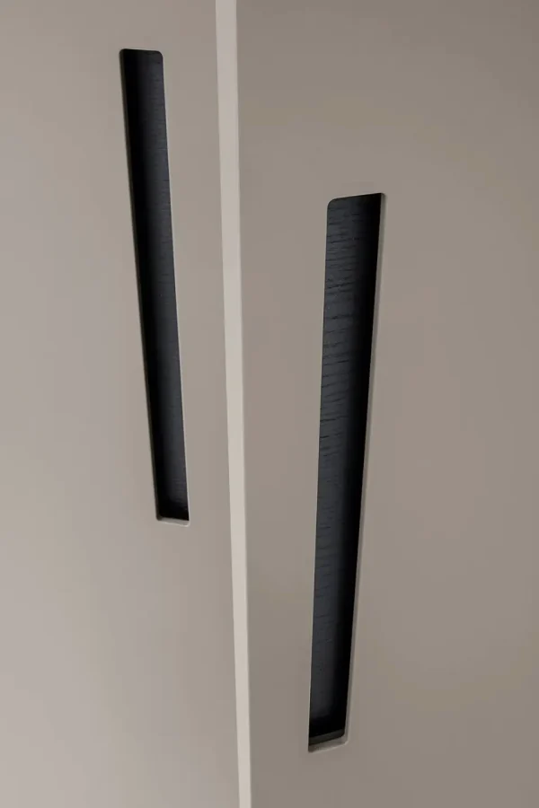 Гардероби по поръчка LEMA