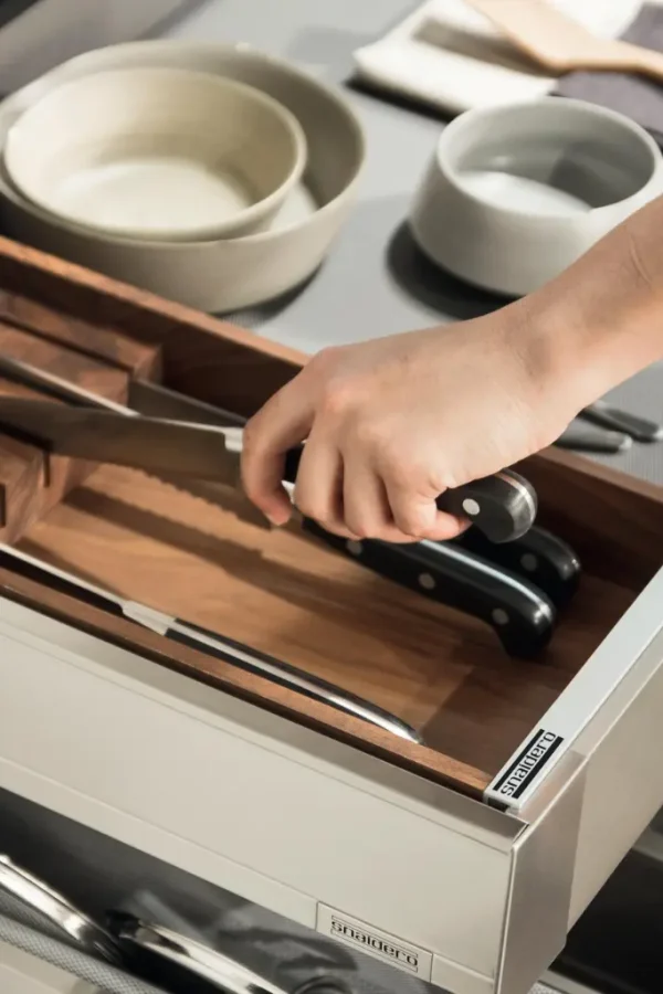 Мебели по поръчка Радоп