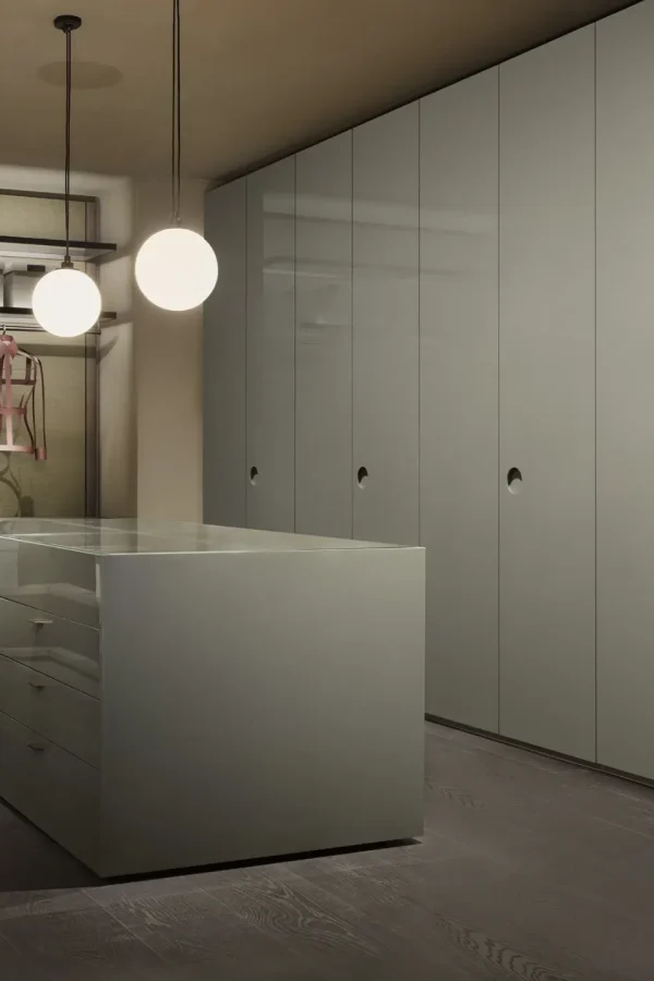 Гардероби по поръчка LEMA